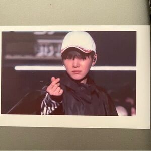 BTS- Yoongi photo decor’s and 1 photocard bundle